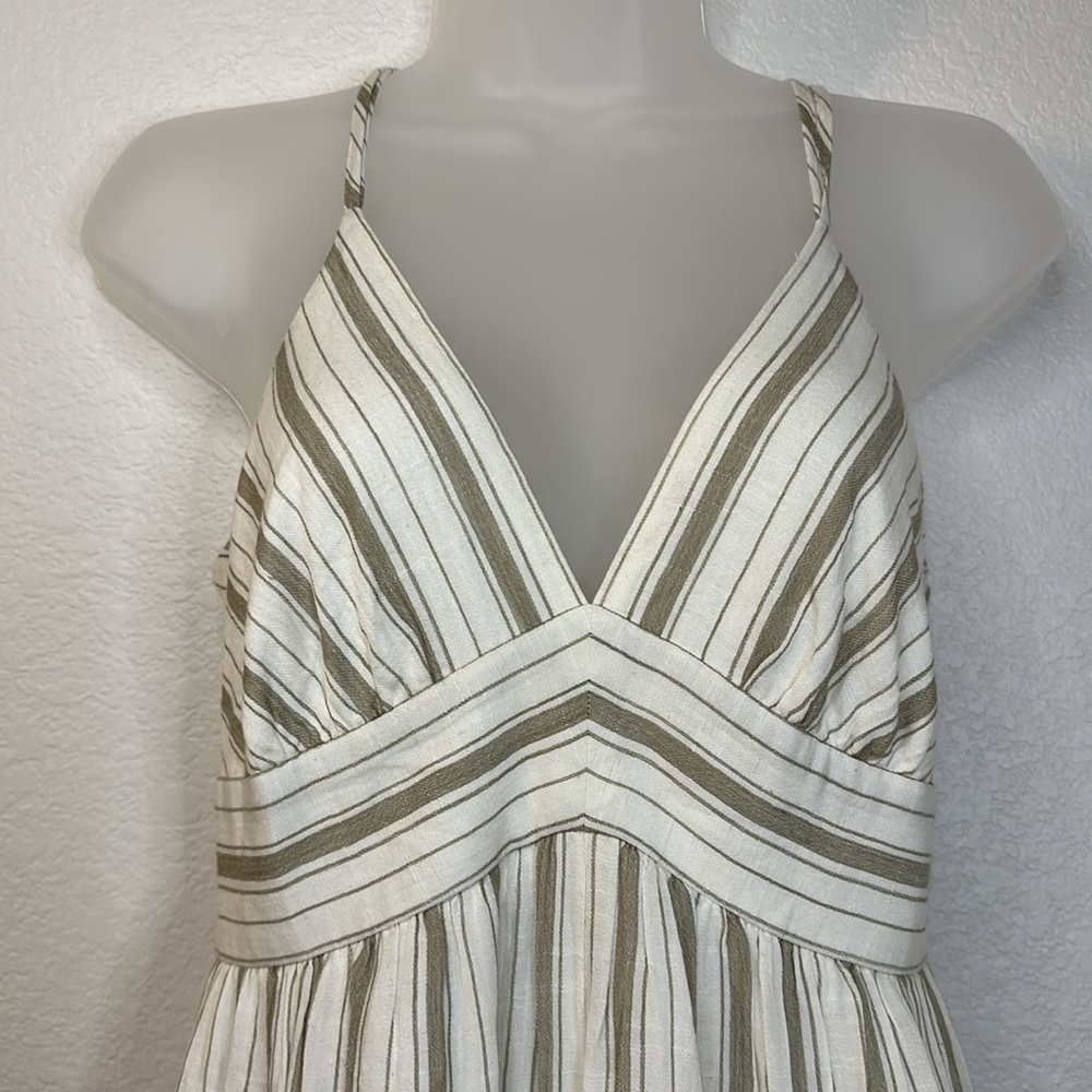 American Eagle Sage Green & Cream Plunge Wide-Leg Jumpsuit Size Medium NWOT - Picture 7 of 12
